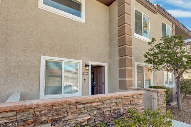 Building Photo - 10500 Nordic Cliff Ave