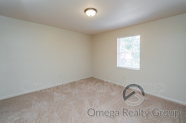 Building Photo - 2020 High School Rd