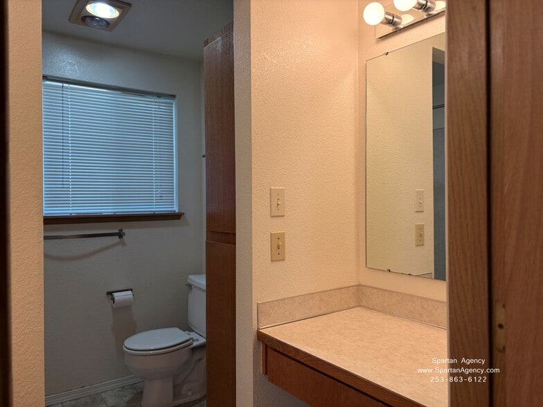 Building Photo - 5411 99th Street Ct E