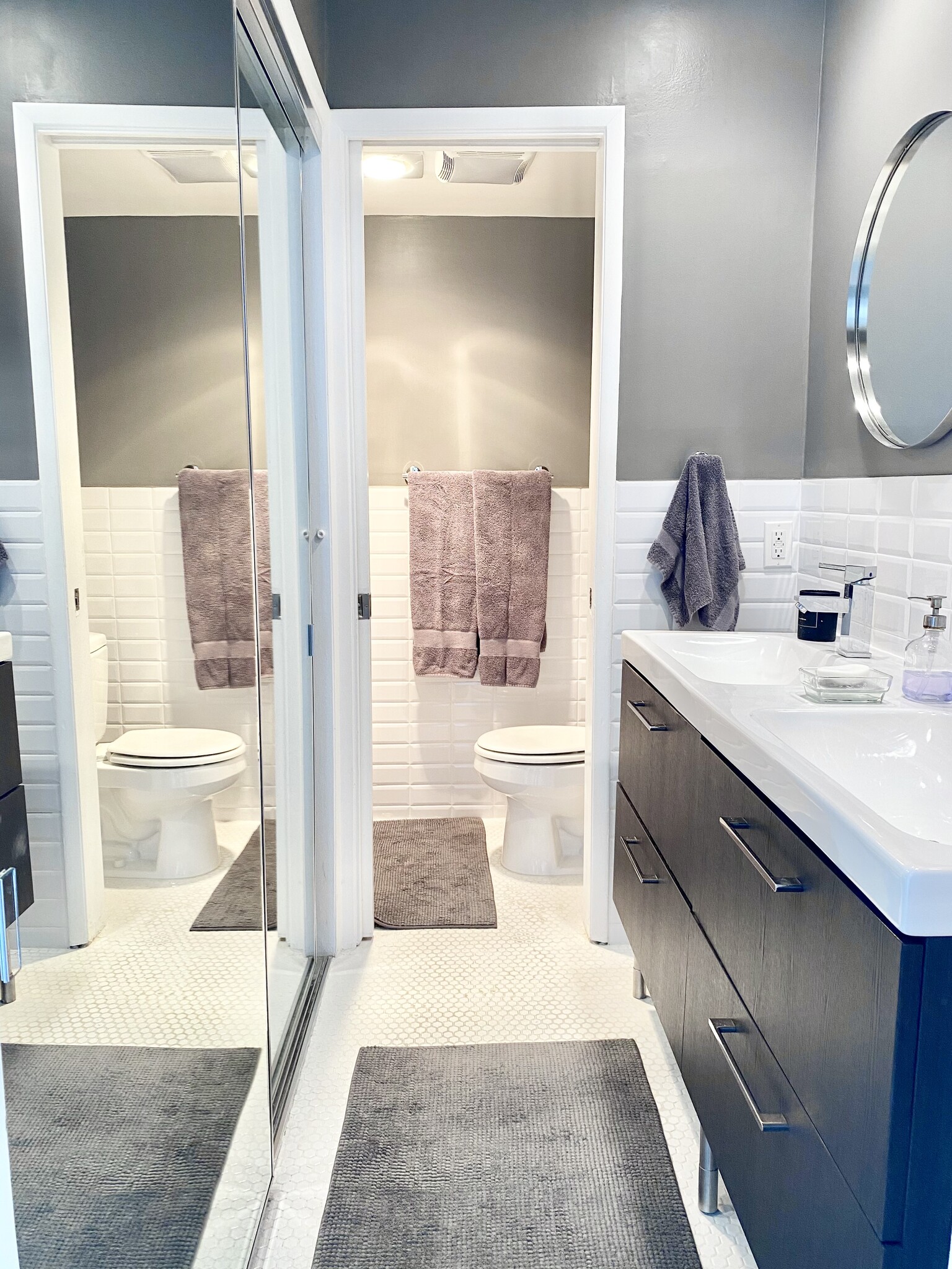 Primary His and Her Sinks - 18203 Coastline Dr