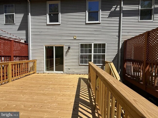 Building Photo - 4 Bright Star Ct