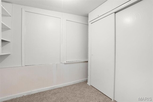 Building Photo - 9845 Dennis Dr