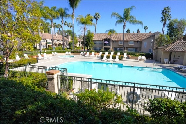 Building Photo - 3 Headland Pl