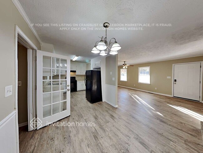 Building Photo - 83 Bluebird Dr