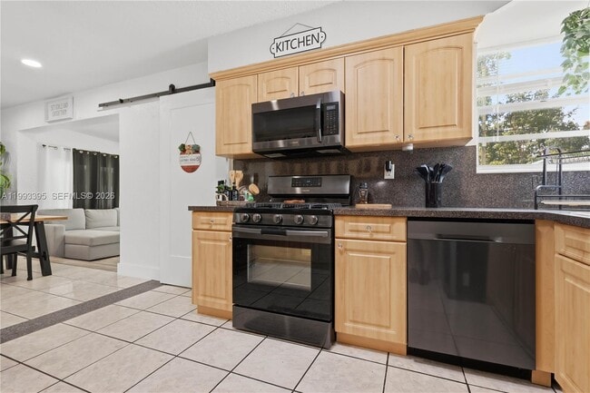 Building Photo - 7390 Cleveland St