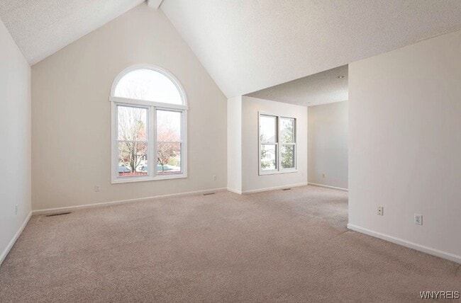 Building Photo - 70 Hobnail Dr