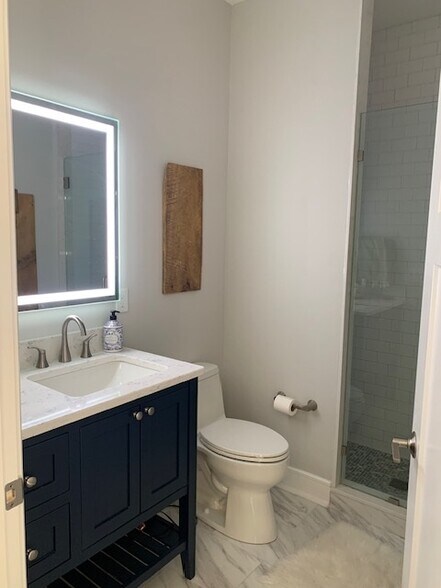 Building Photo - 1806 Route 9D