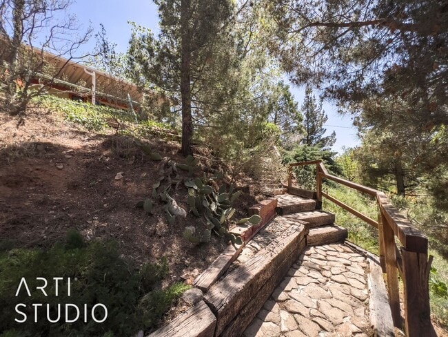 Building Photo - Newly Remodeled Home in LaVerkin