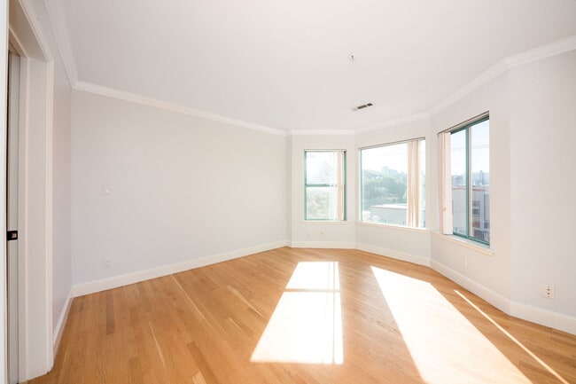 Building Photo - 1188 Noriega St