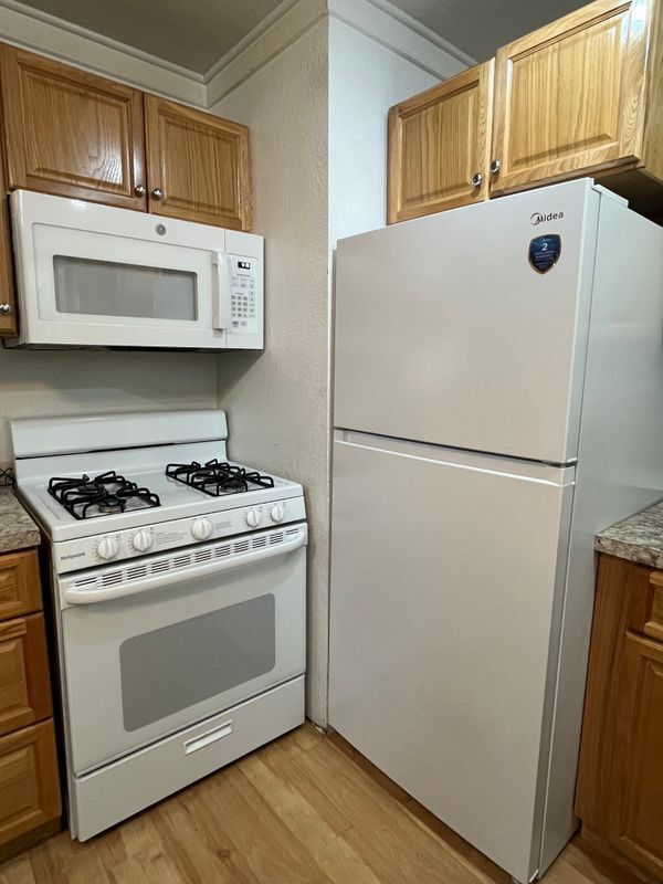 Building Photo - 1816 Weeks Ave