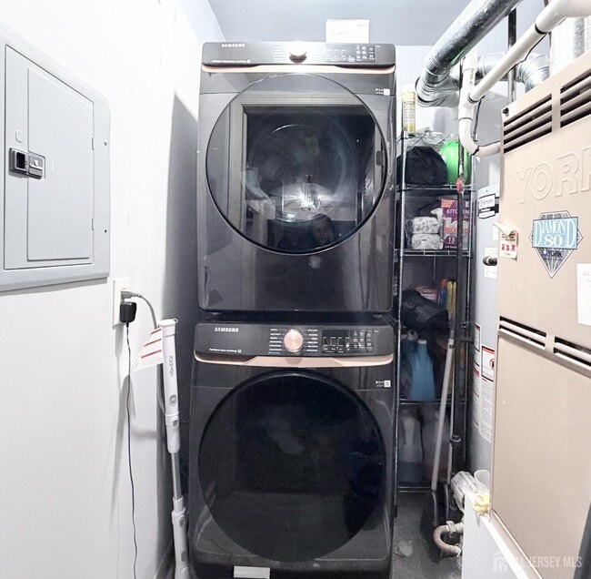 Building Photo - 226 Waterford Dr