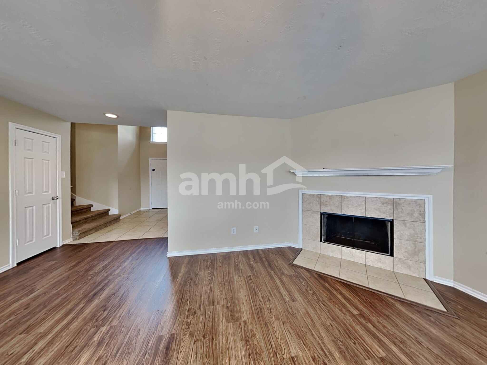 Building Photo - 24203 Silversmith Ln