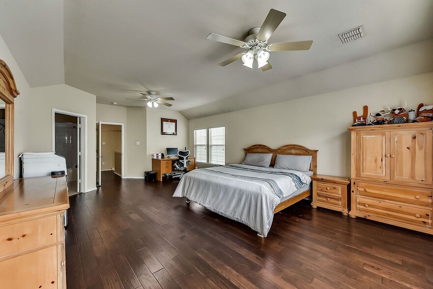 Building Photo - 7416 Coronado Ave