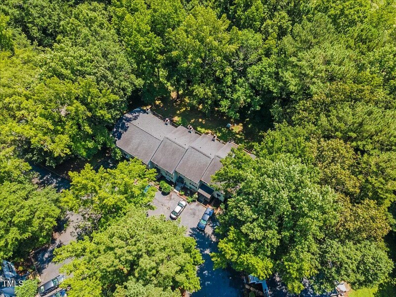 Building Photo - 18 Willow Bridge Dr