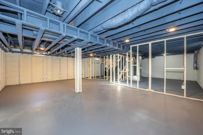 Building Photo - 426 Washington St