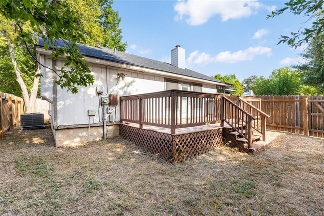Building Photo - 1803 Heatherglen Ln