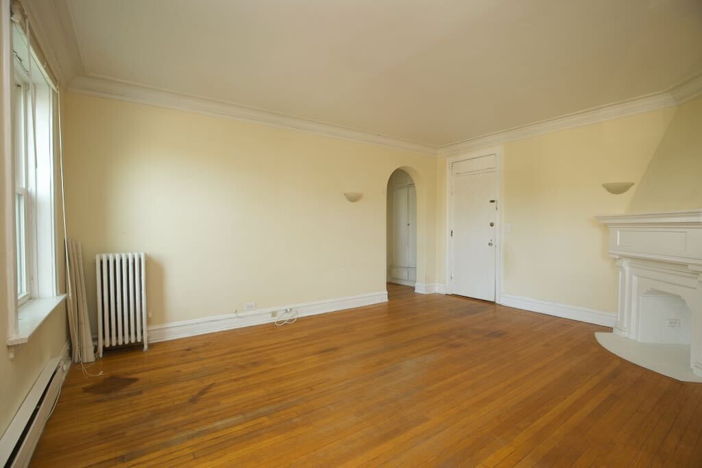 Building Photo - 918 Green Bay