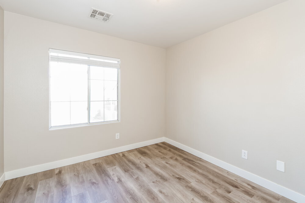 Building Photo - 5053 SAgelyn St