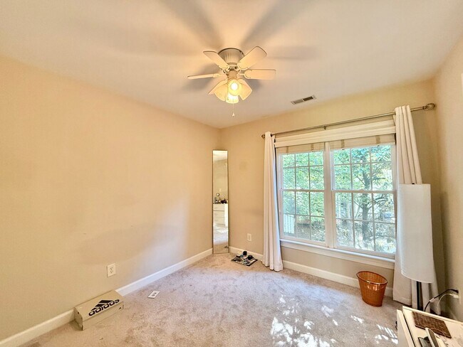 Building Photo - 1105 Banbury Woods Pl