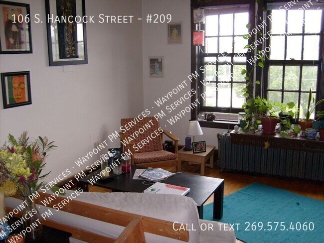 Building Photo - 106 S Hancock St