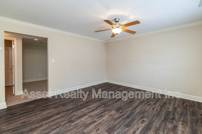Building Photo - 4730 Forest Landing Way