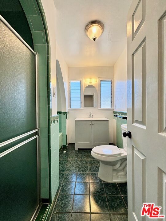 Building Photo - 1075 S Ogden Dr