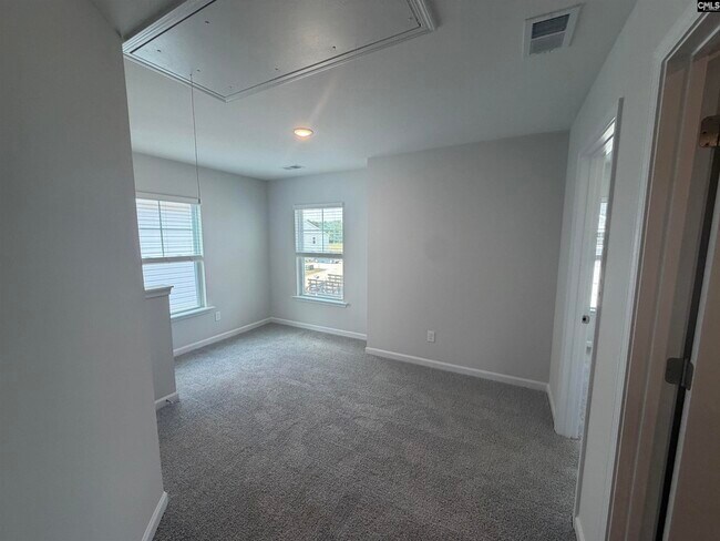 Building Photo - 178 Laurinton Farms Rd