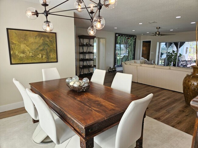 Building Photo - Annual Rental or 6+ month option - FURNISHED HEATED POOL HOME. Gorgeous 3 Bedroom, 3 Bath, 2 Car ...