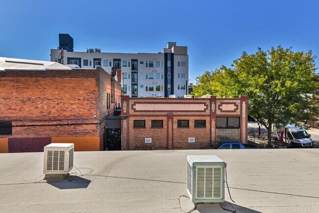 Building Photo - 4432 Tennyson St