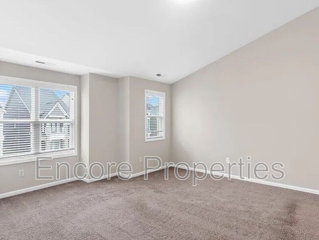 Building Photo - 1228 Brown Velvet Ln