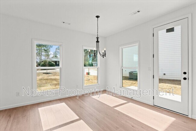 Building Photo - 97 Carroll Cir