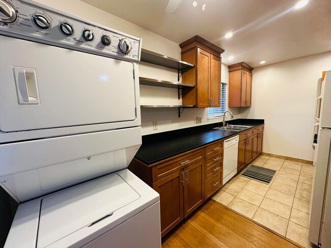 Building Photo - Chabot 4-plex