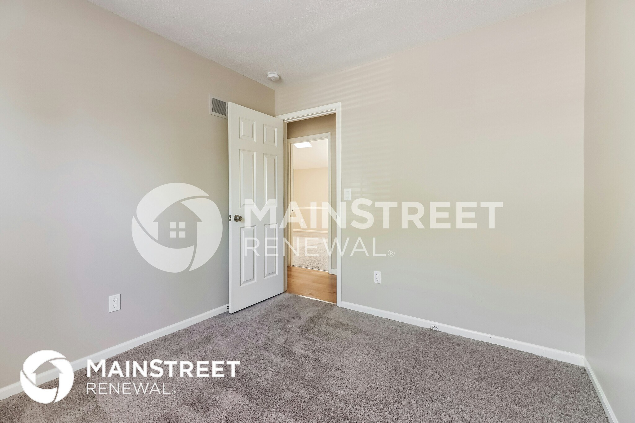 Building Photo - 121 E Remington Terrace