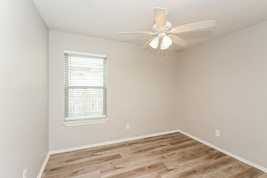 Building Photo - 9324 Cynthia Ct