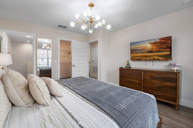 Building Photo - 4456 Summer Flowers Pl