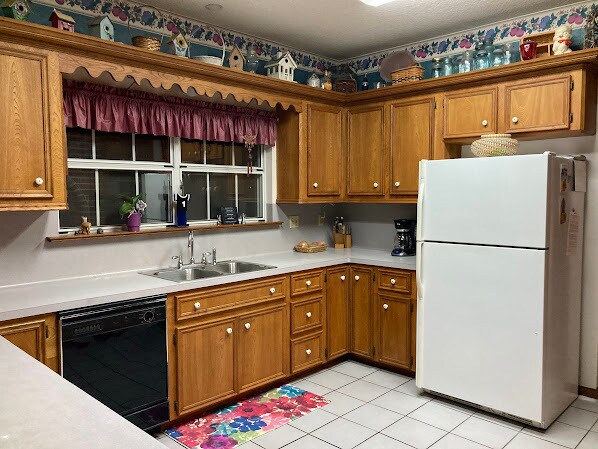 Building Photo - 5404 W Orange St