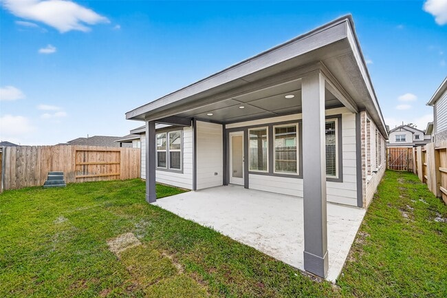 Building Photo - 31810 Autumn Spur Ln