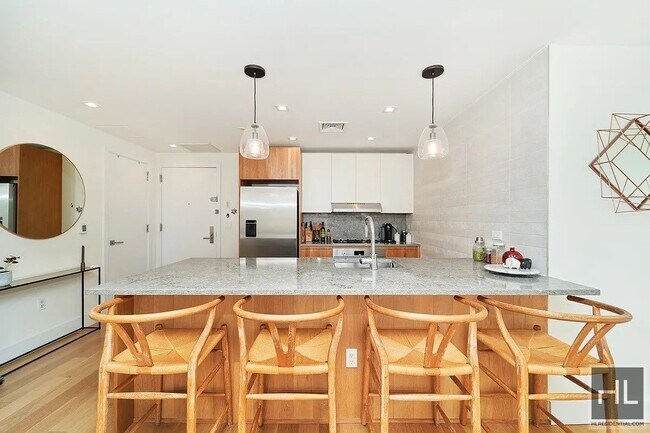 Building Photo - WEBSTER AVENUE