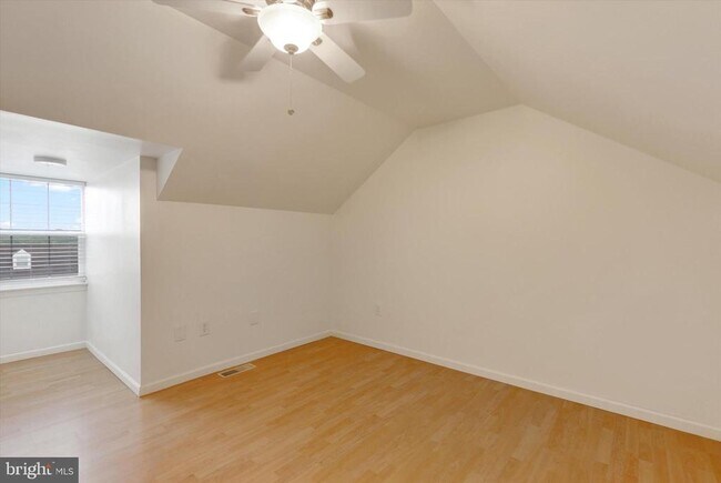 Building Photo - 1112 Hearthridge Ln
