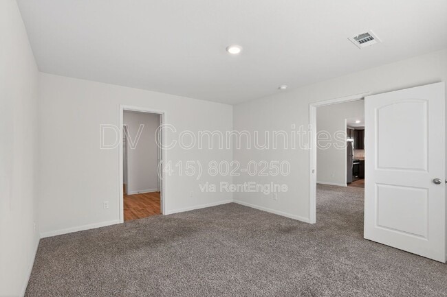 Building Photo - 512 Albert Anthony St