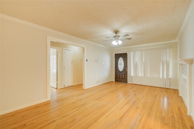 Building Photo - 5902 Hornwood Dr