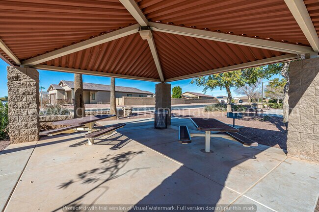 Building Photo - 4 bedroom Casa Grande home