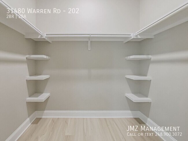 Building Photo - 31480 Warren Rd