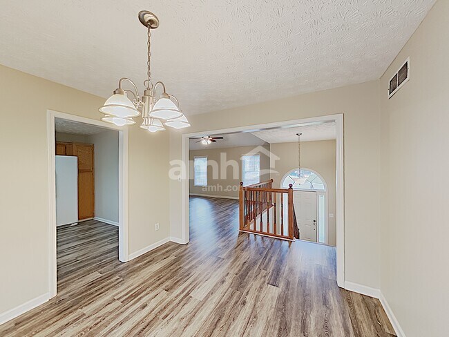 Building Photo - 3349 Mooring Dr