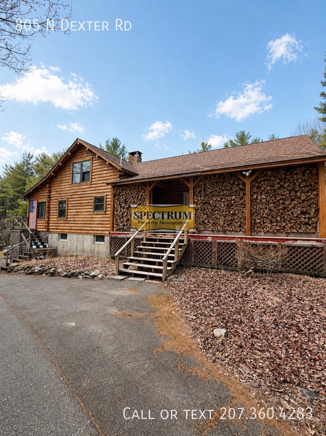 Building Photo - 805 N Dexter Rd