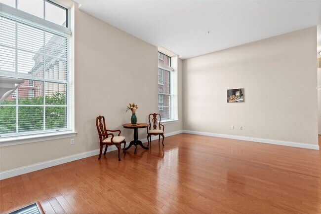 Building Photo - 1515 Lafayette Ave