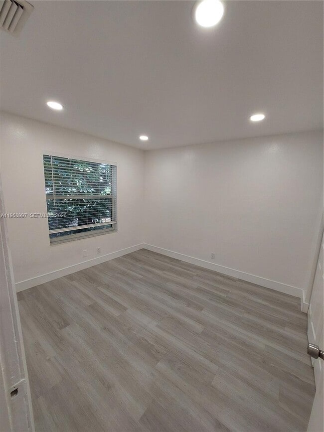 Building Photo - 2319 Johnson St