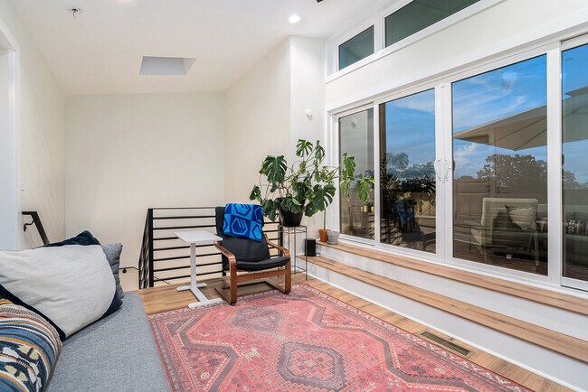 Building Photo - 622 Bellemeade Ave NW