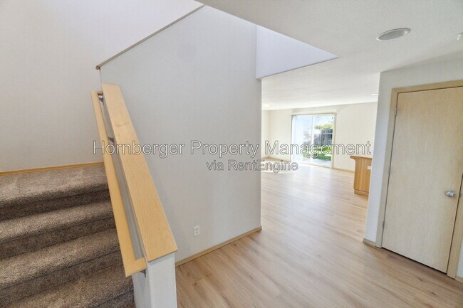 Building Photo - 509 S Joslin Pl
