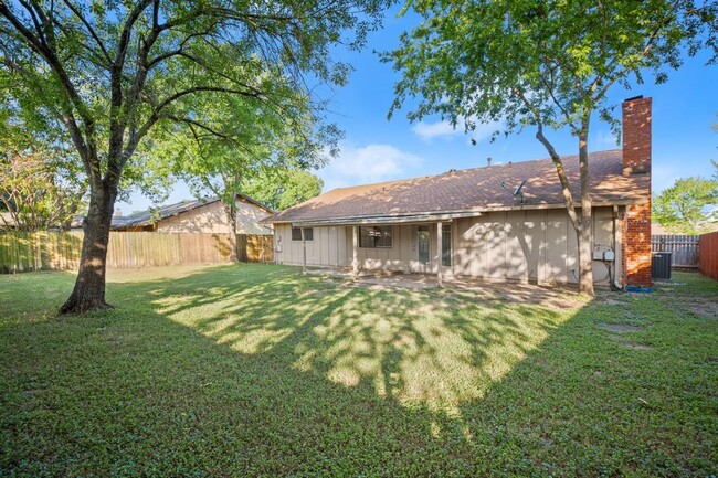 Building Photo - 10703 Parkfield Dr
